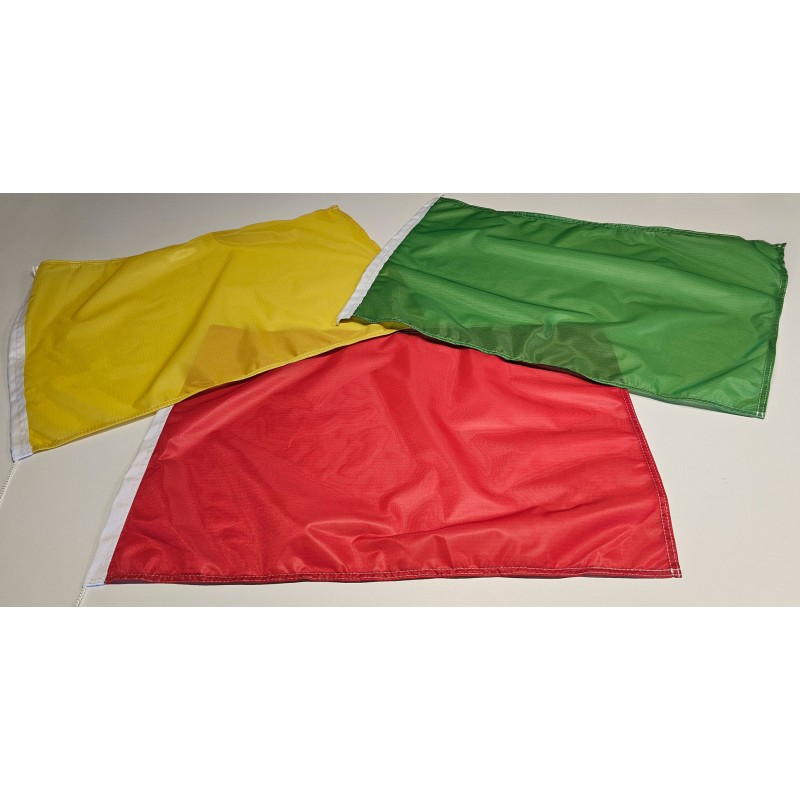 Tris bandiere di segnalazione